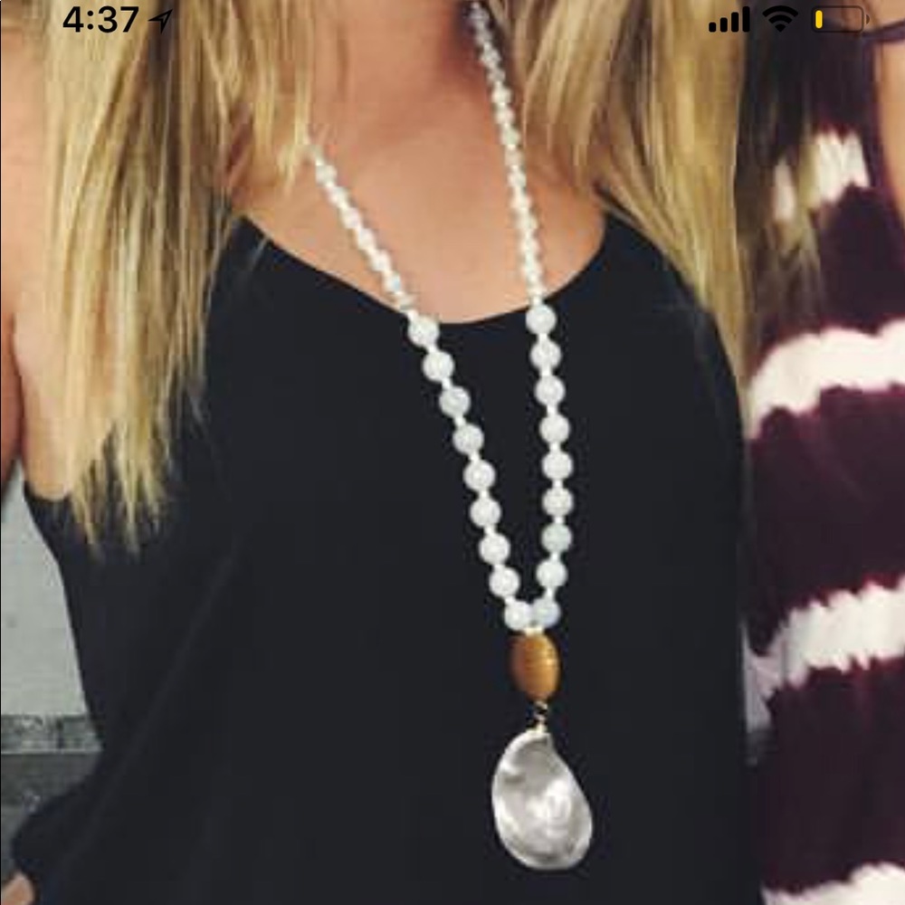 Boutique necklace